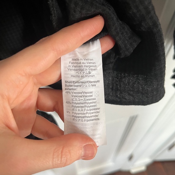 Madewell | Smocked-Sleeve Wrap Top - Picture 4 of 8